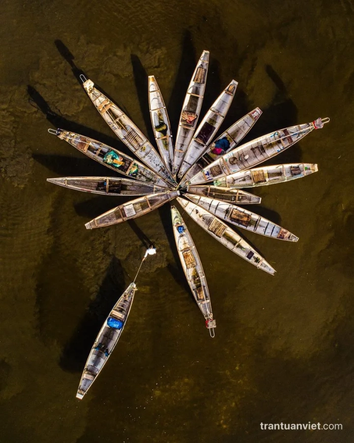 Flower Boat Photography Vietnam