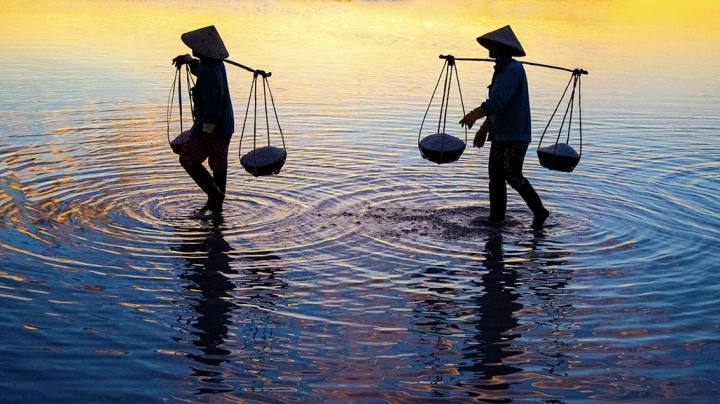 Khanh Hoa Salt Workers 4