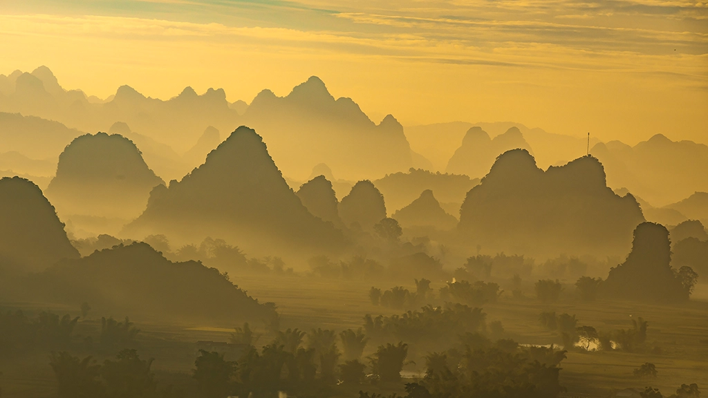 Foggy Mountains