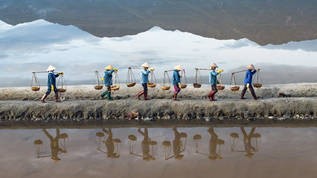 Salt Workers 6