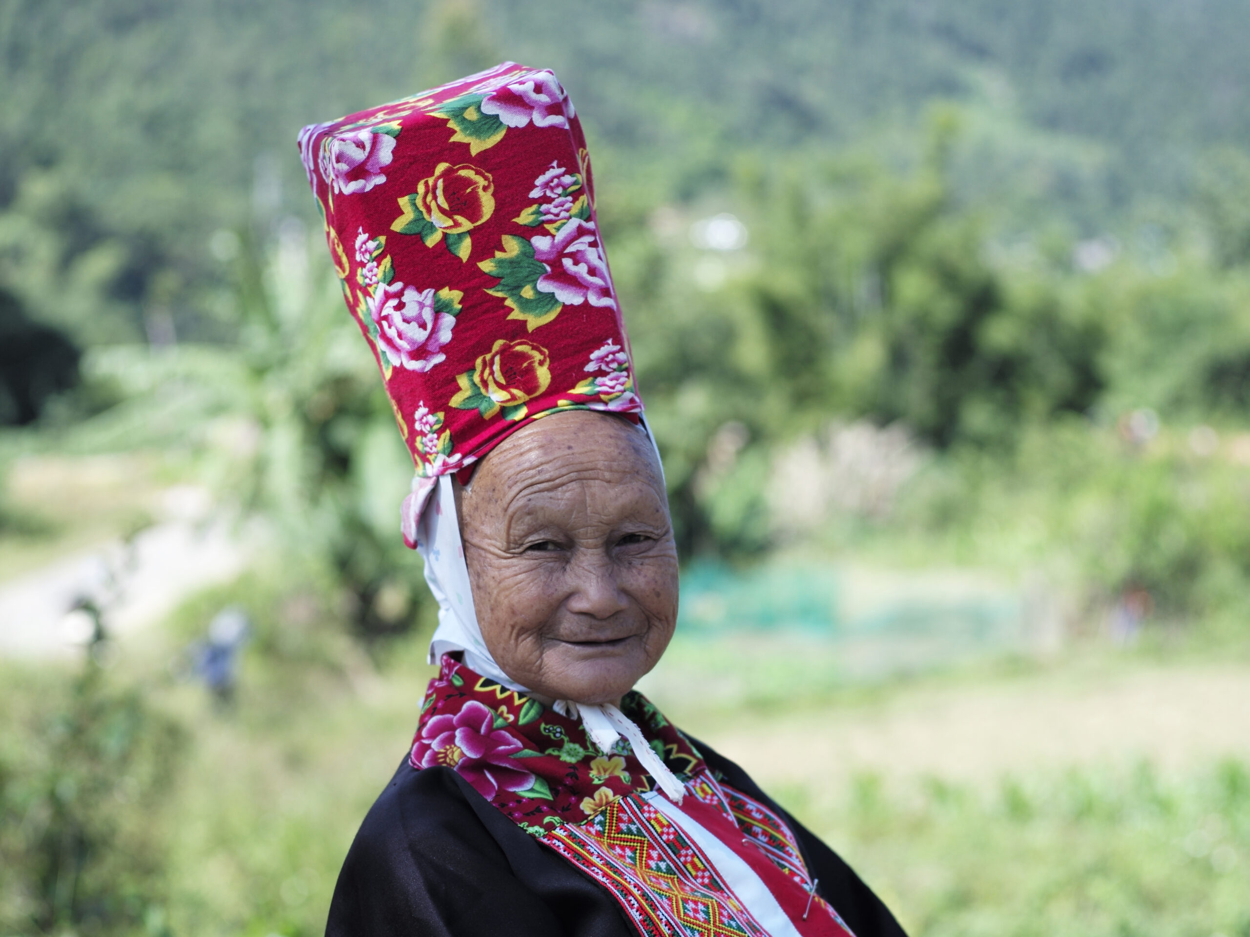 Beyond the Costume: Photographing Ethnic Minority Identity in Northern Vietnam
